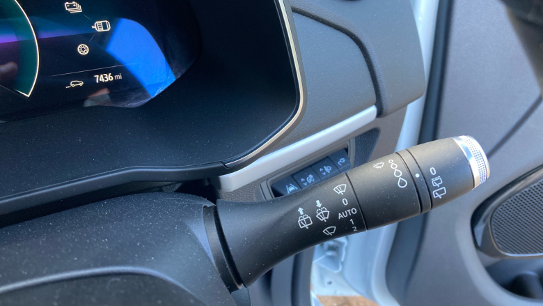 Renault Zoe 100kW i Iconic R135 50kWh 5dr Auto Electric Hatchback